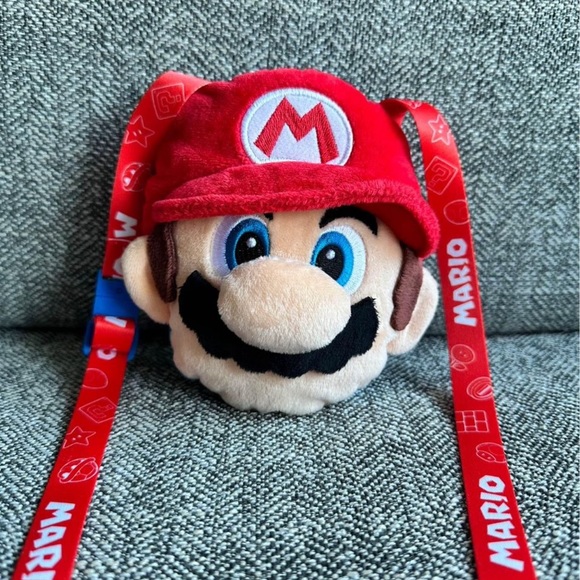 Kids Super Mario World Bag- Limited Edition bought from Nintendo World Japan - Picture 2 of 3